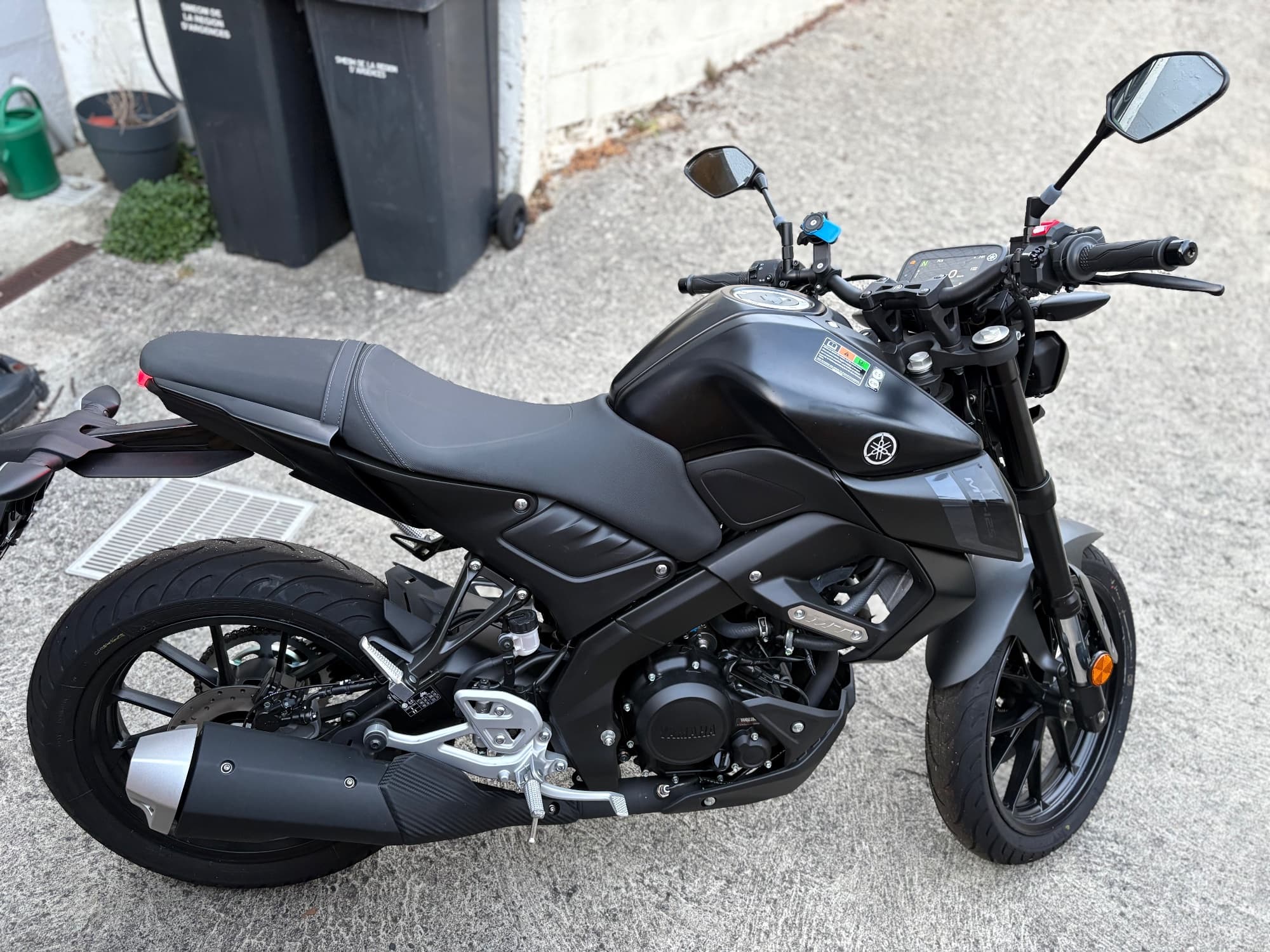 Yamaha mt 125