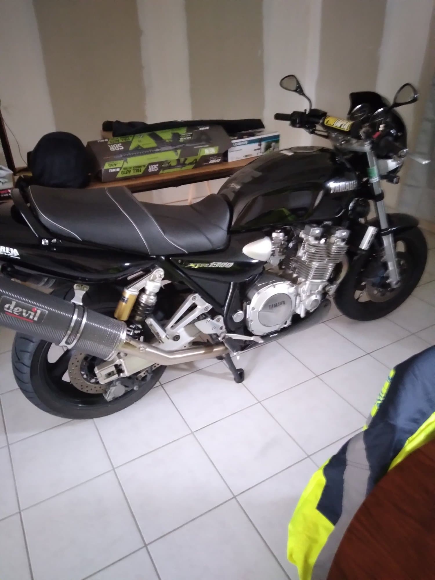 Yamaha xjr 1300 — photo 1 sur 1