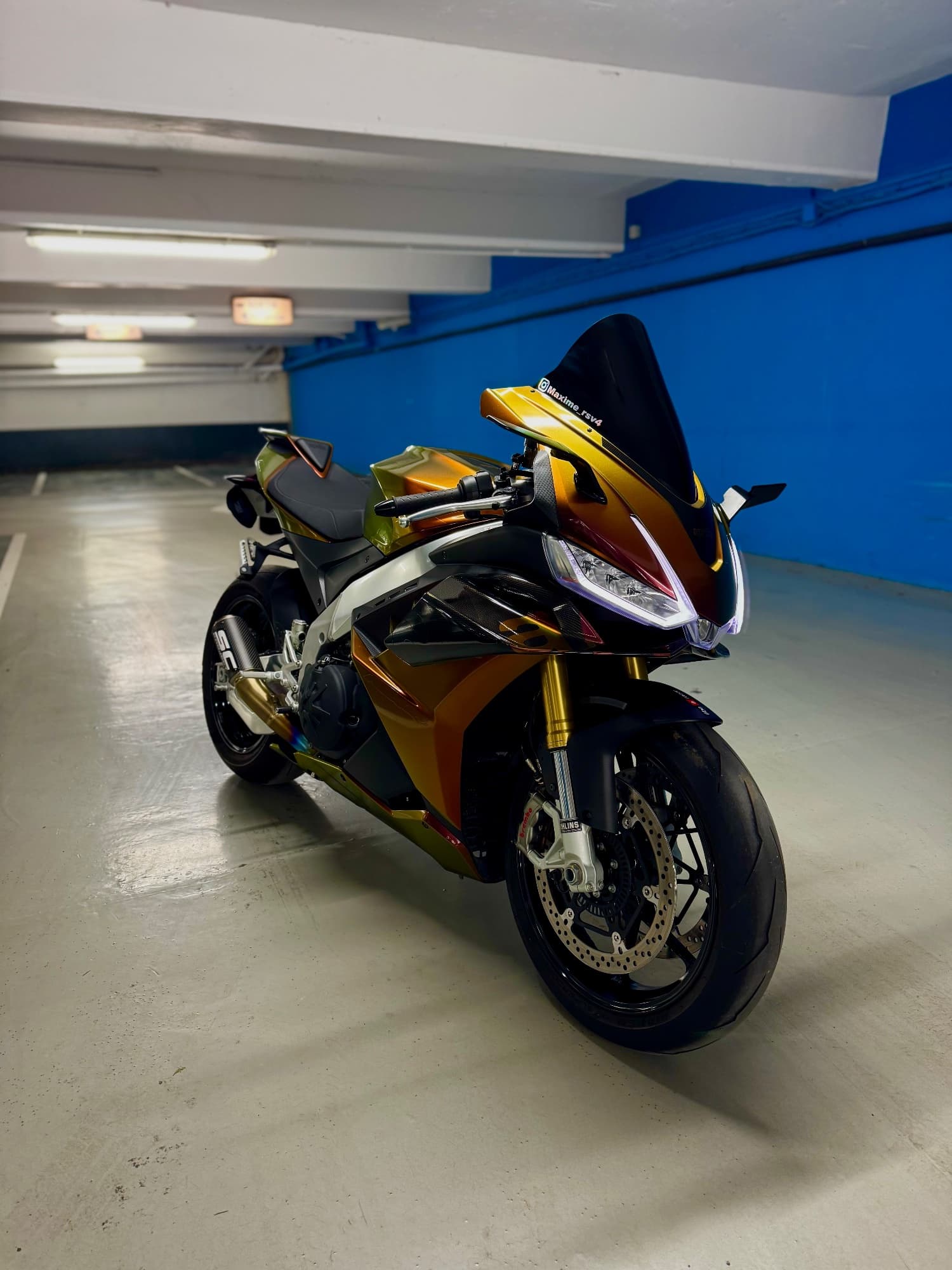 Aprilia RSV4 — photo 1 sur 3
