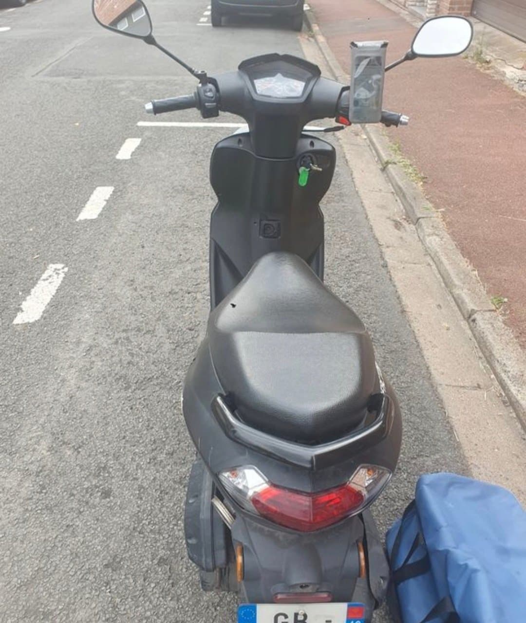 Kisbe 50cc 2t — photo 1 sur 2